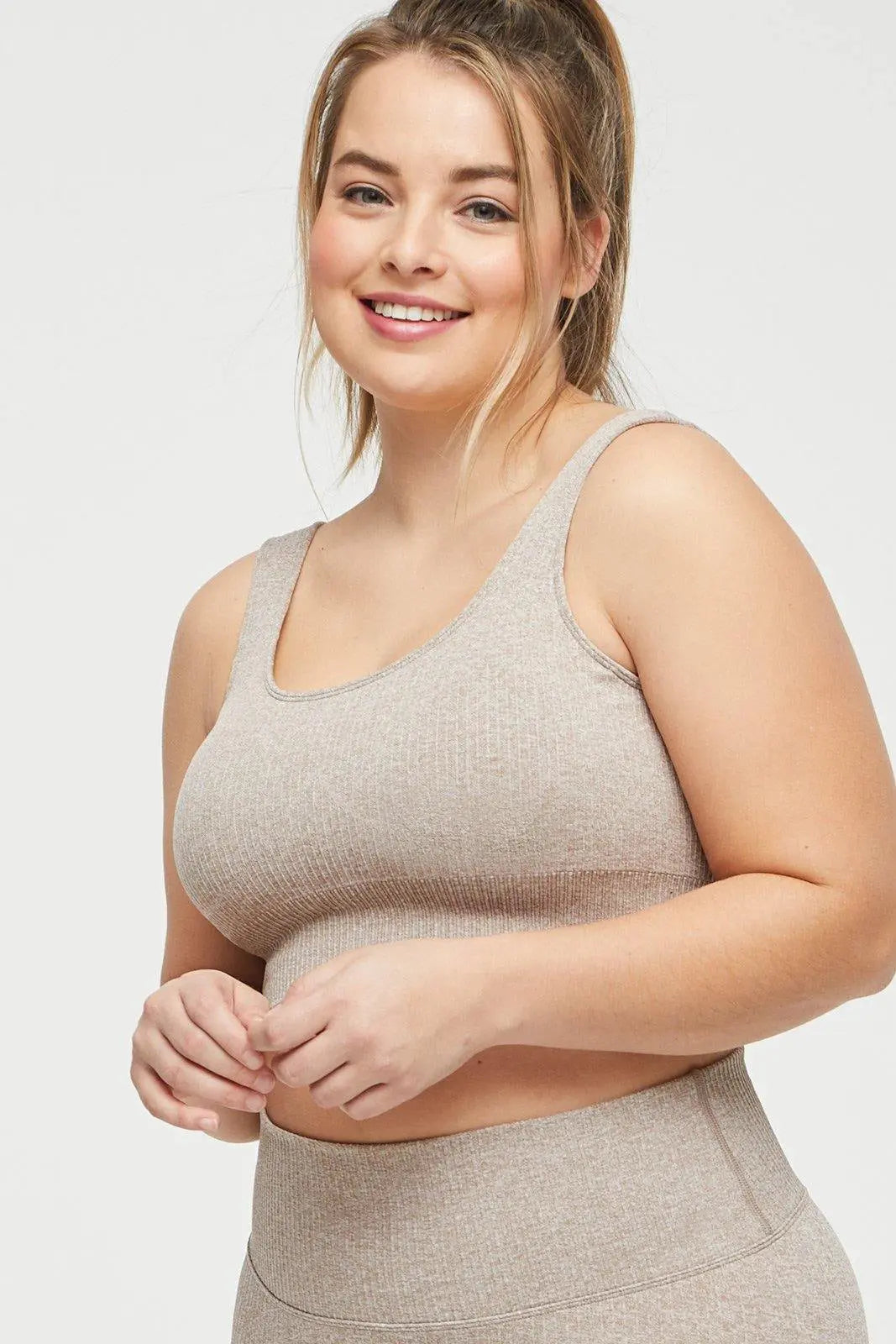 Ribbed Seamless Bra IMLND